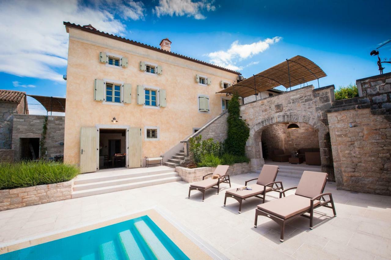 Villa Tona Višnjan Екстериор снимка